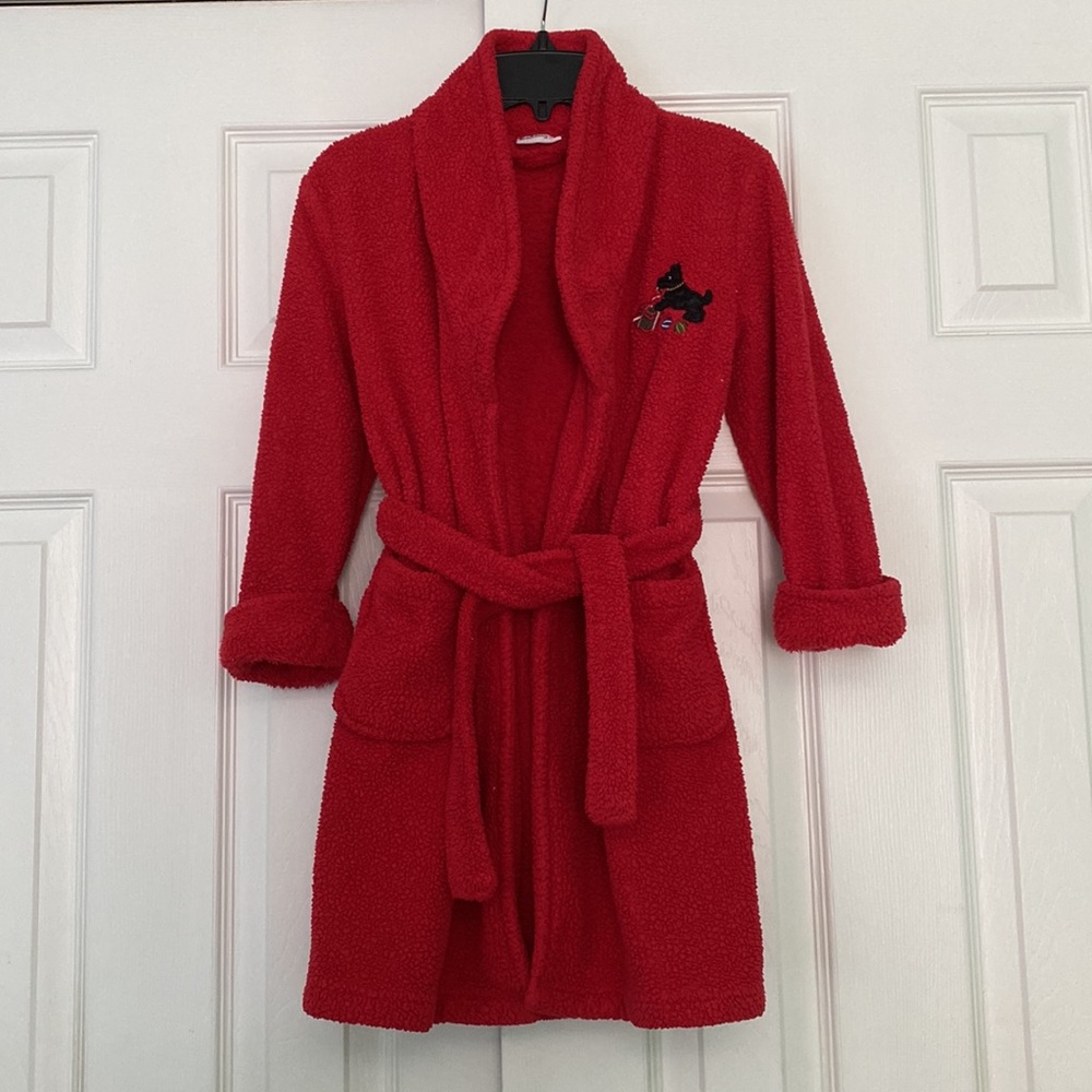 Kids’ Adorable Robe with Dog and Presents Graphic